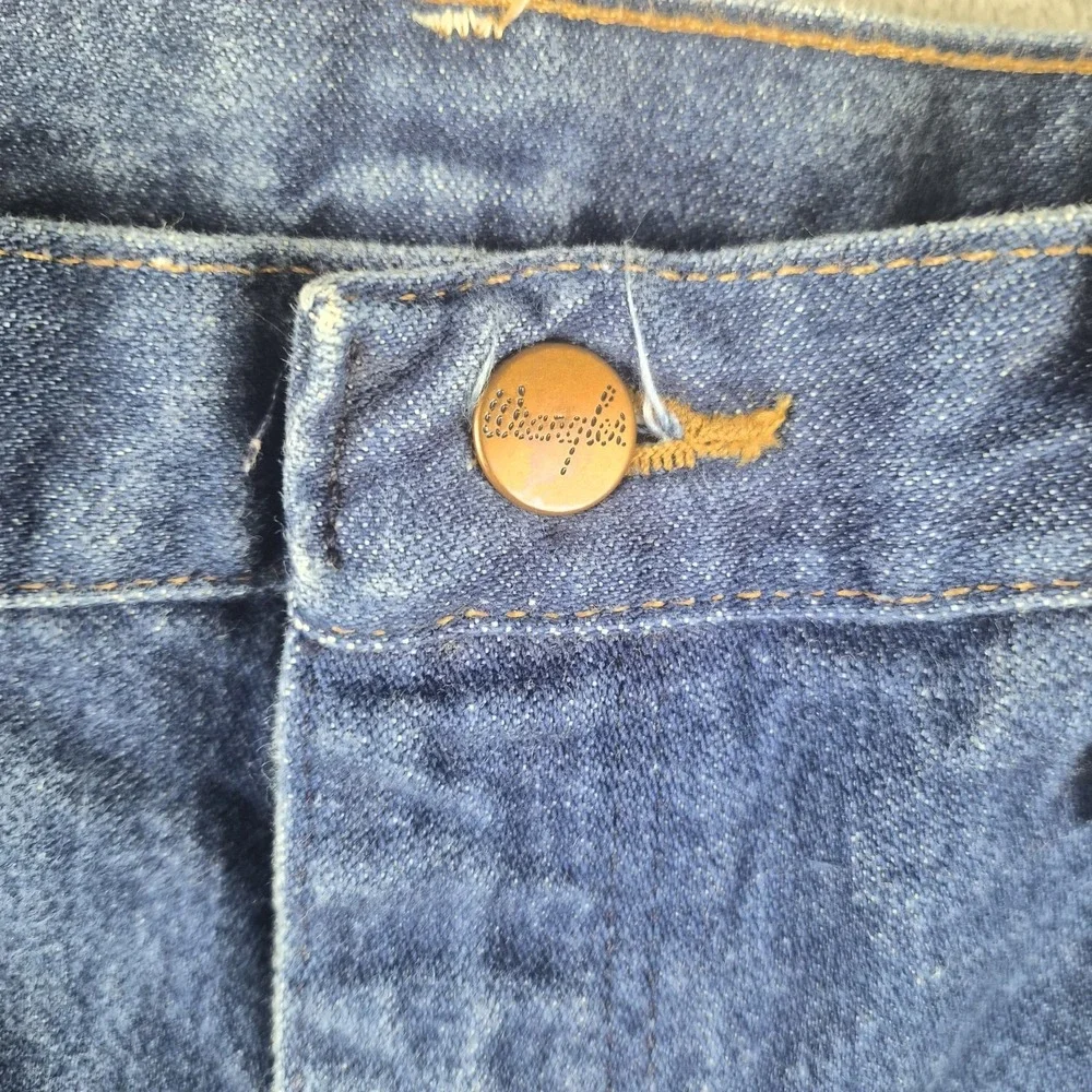 Vintage Wrangler Jeans Mens 32x34 Blue Denim 100% Cotton Western Cowboy Made USA